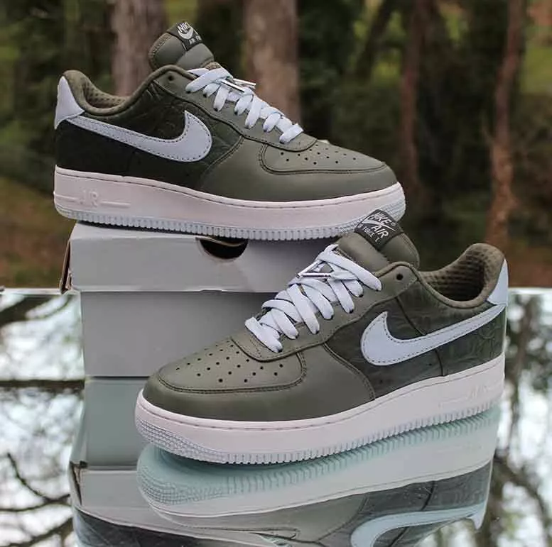 Nike Air Force 1 Low Women s Size 10.5 Urban Haze Blue Ice Green 315186 341