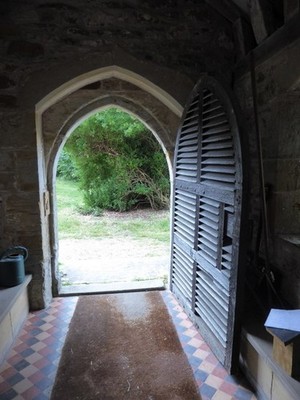Foto 6x4 St. Oswald, Hacke: Eingang Halle's Close c2017
