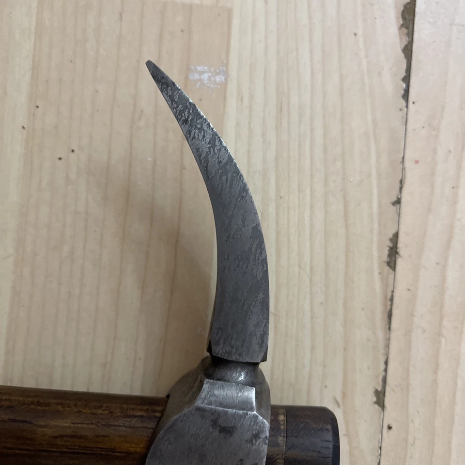 Vintage American Tomahawk Company Hand Forged stuart Willis Tomahawk - Image 3 of 4