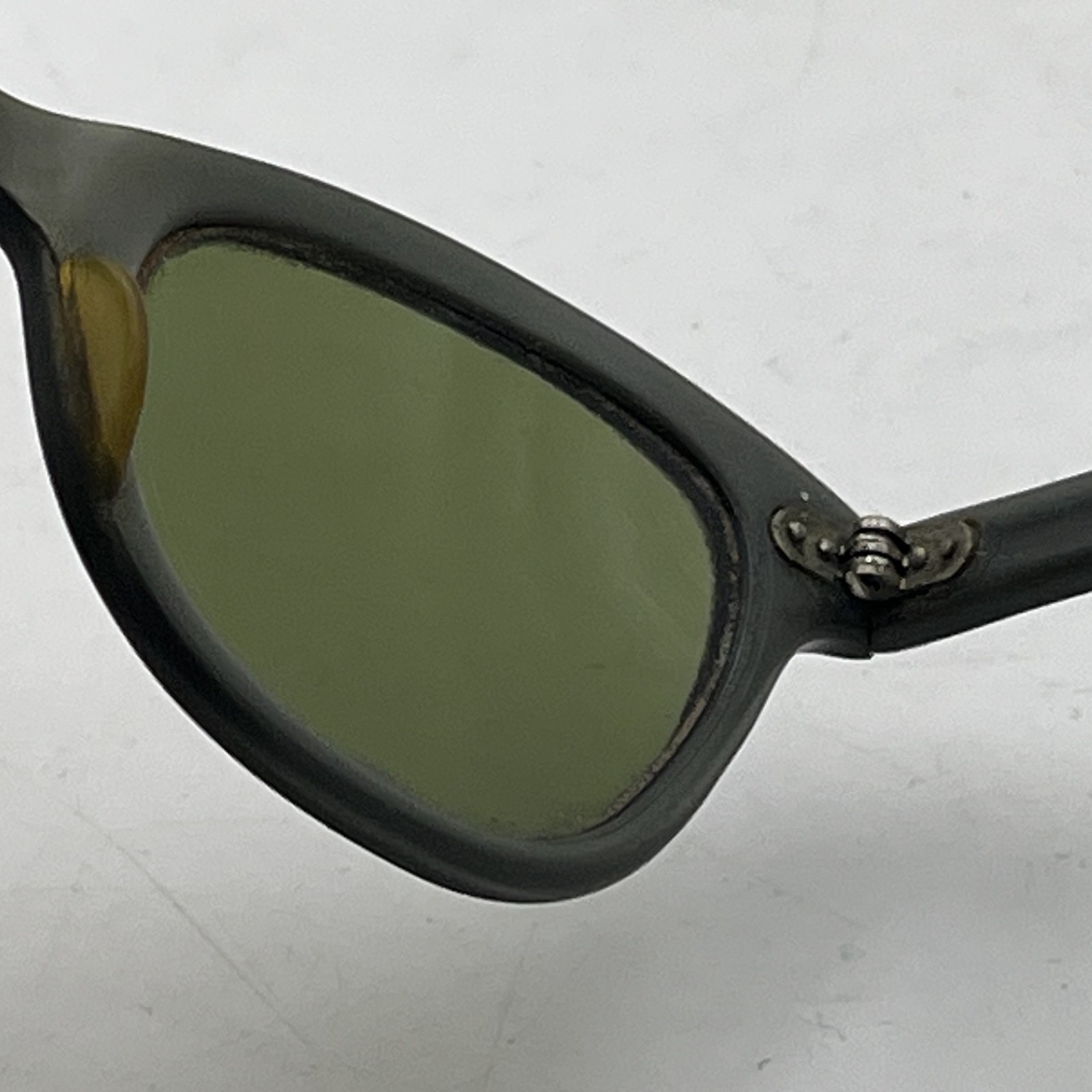 VTG Willson Industrial Safety Spectacles Goggles Made In USA Tinted Sunglasses