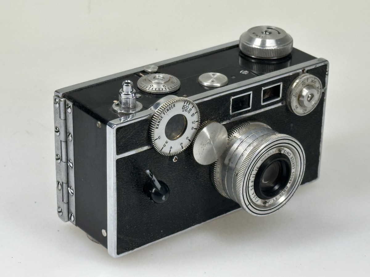 Vintage 1940's ARGUS C3 Rangerfinder Camera The Brick | eBay