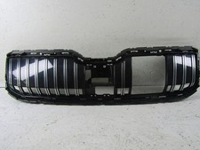 Calandre Skoda SUPERB