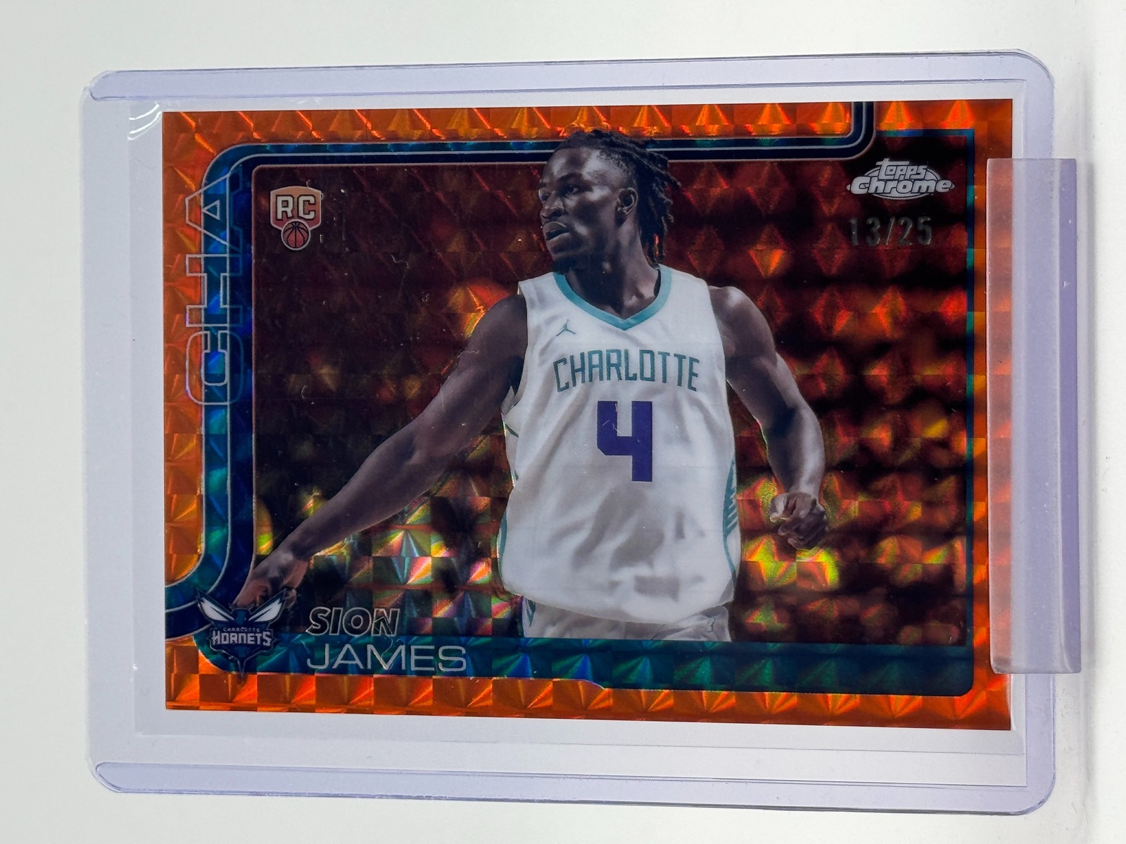 SION JAMES 2025-26 TOPPS CHROME ORANGE GEOMETRIC ROOKIE /25 #283 HORNETS Q6383