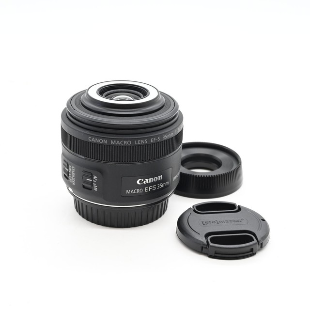 Canon EF-S 35mm f/2.8 Macro IS STM