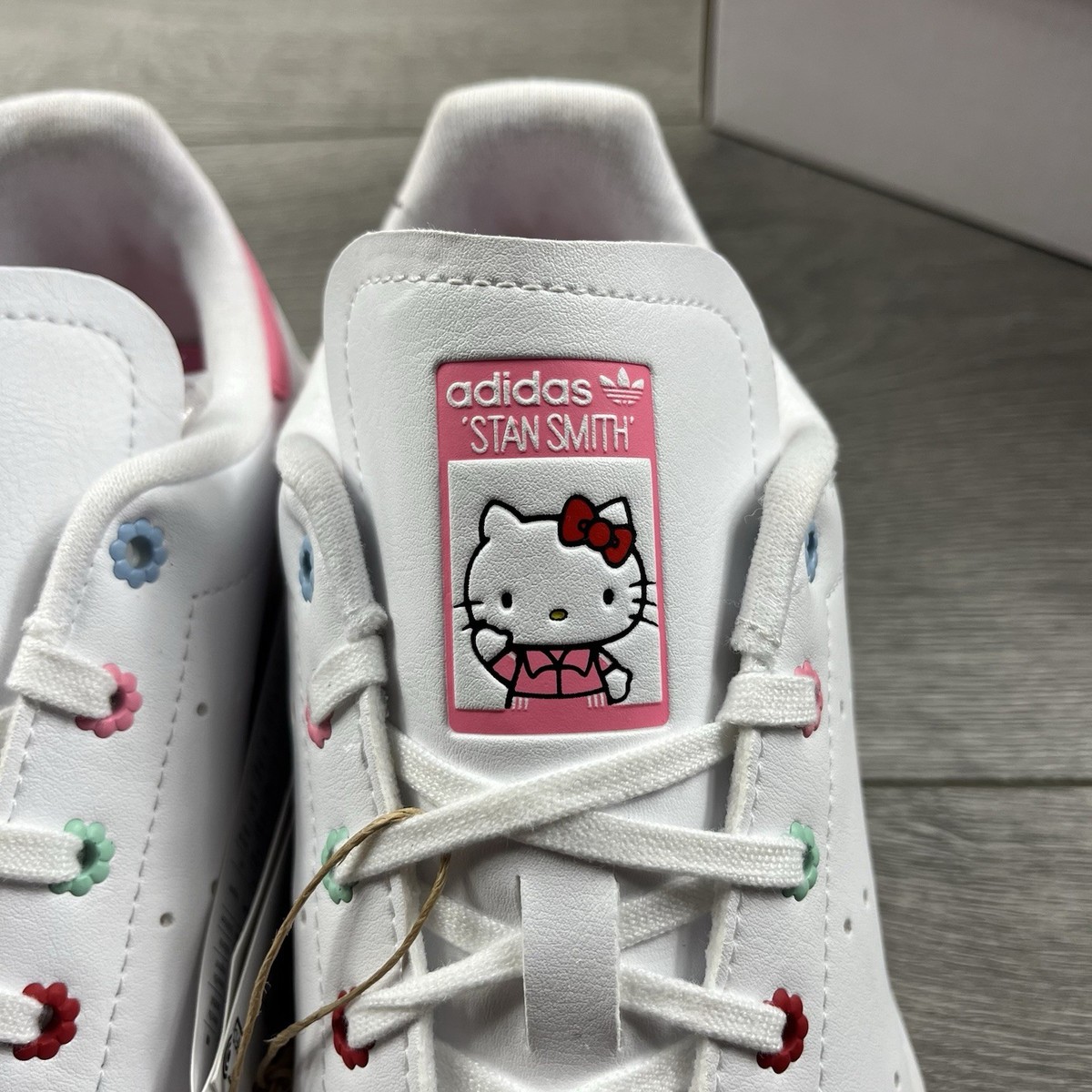 Adidas Stan Smith x Hello Kitty & Friends 'White / Pink' - Size UK