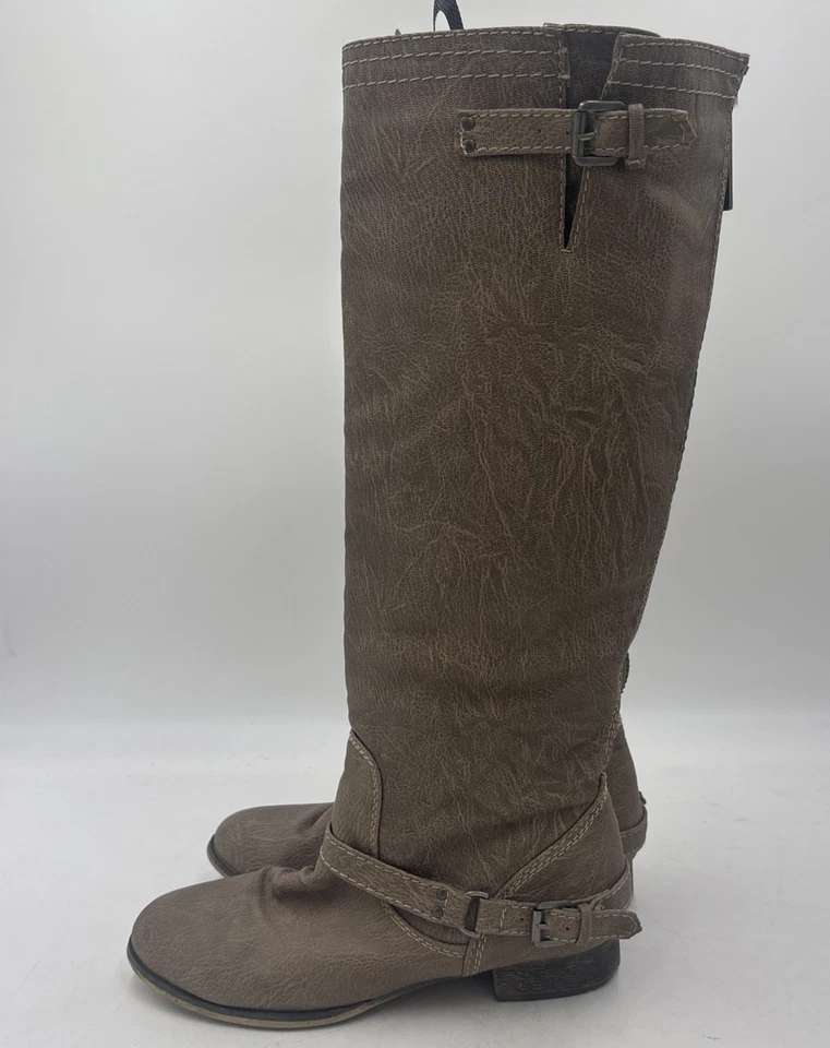 Breckelle’s Outlaw Green Knee High Western Boots Faux Leather Zippered Size 5.5 - Imagem 3 de 4