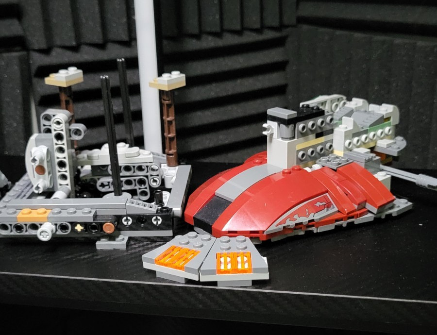 75222 - Betrayal at Cloud City - LEGO Star Wars - Partials - Boba Fett's ship