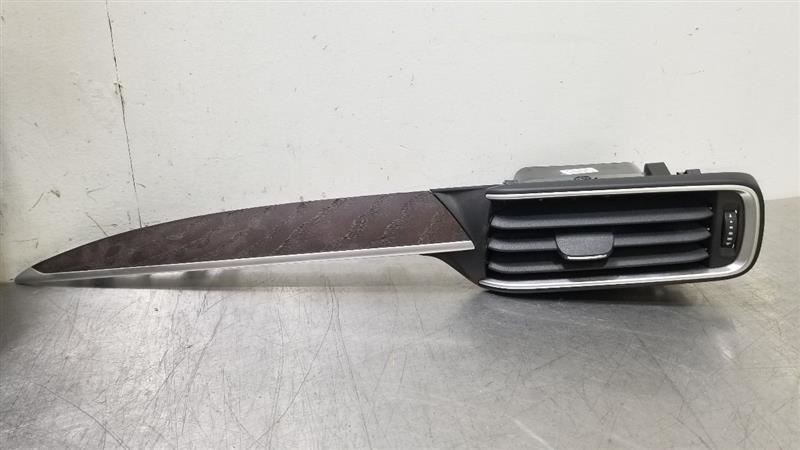 19 2019 MASERATI LEVANTE OEM DASH RADIO BEZEL WOOD GRAIN 