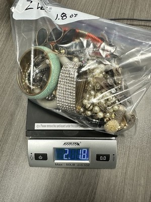 2 Lb  1.8oz Bag Of Jewelry Earrings Bracelets Necklaces Misc Items Mystery Bag !