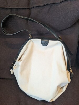 IL BISONTE Candy Bag Canvas Ivory Navy Used