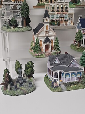 Miniature Town Liberty Falls Village lot of 12 NEW | eBay