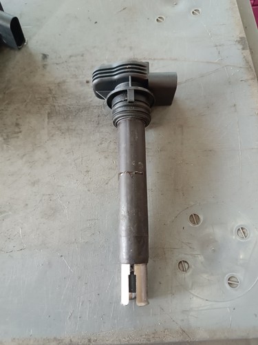Audi Seat Skoda VW Original Zündspule Zündkerzenstecker 06H905115B 0221604115
