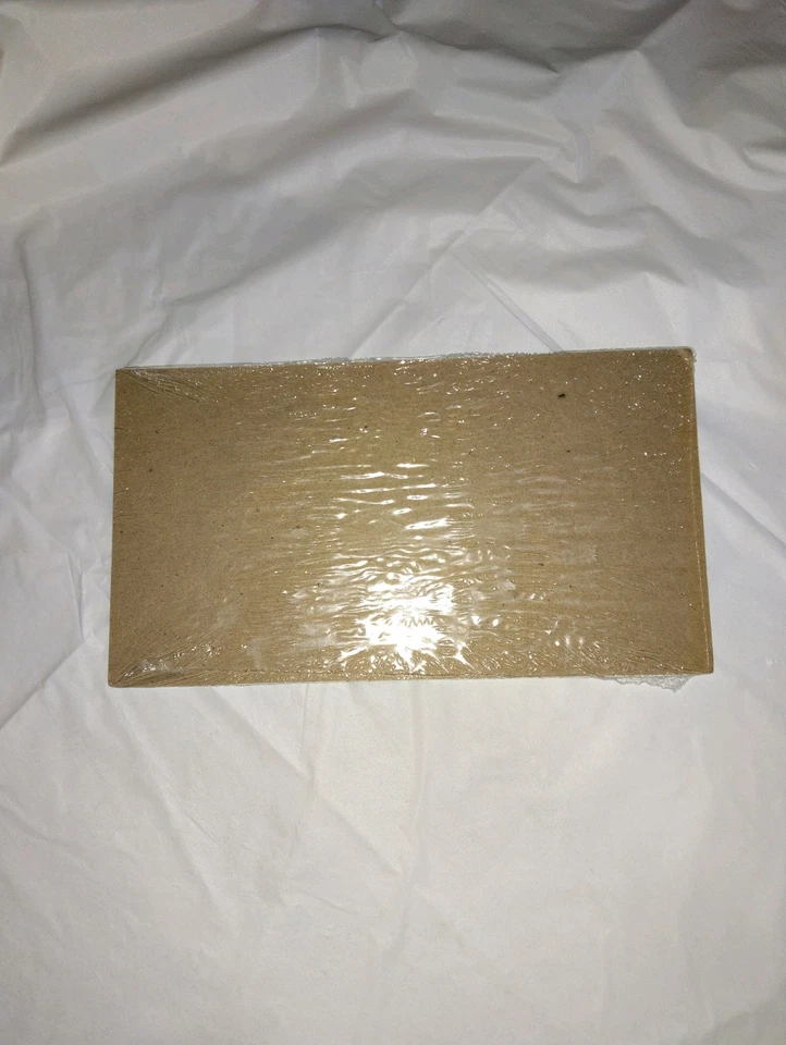 Vintage 1996 Sheet Of Stamps MAJESTIC CATS Marshall Islands R G Finney - C92 - Image 2 of 2