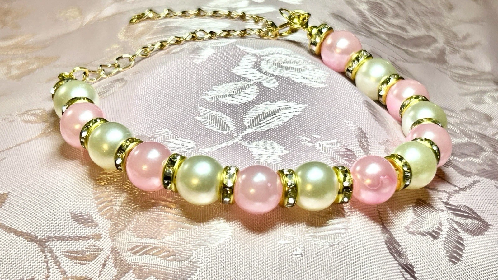 Handmade Elegant Pearls & Pink Beads. Necklace for Dogs. Luxury Pet Jewelry