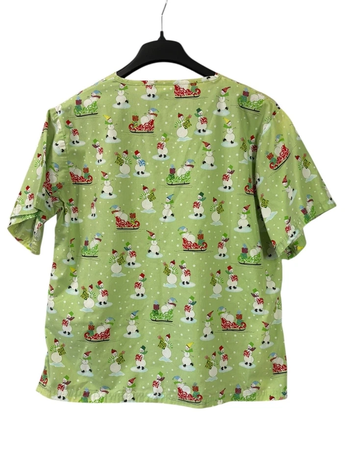 Uniform Advantage Womens Lime Scrub Top Snowman V-Neck Medical Size M - Image 4 of 4