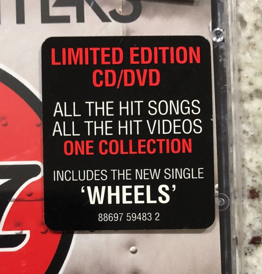 FOO FIGHTERS GREATEST HITS CD & DVD SET 2009 - ALMOST LIKE NEW DISCS - Image 2 of 4