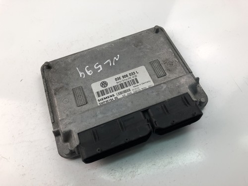 VW POLO 9N Motorsteuergerät ECU 03E906033L 17998314