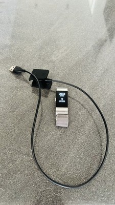 FITBIT CHARGE 2 AKTIVITÄTSTRACKER
