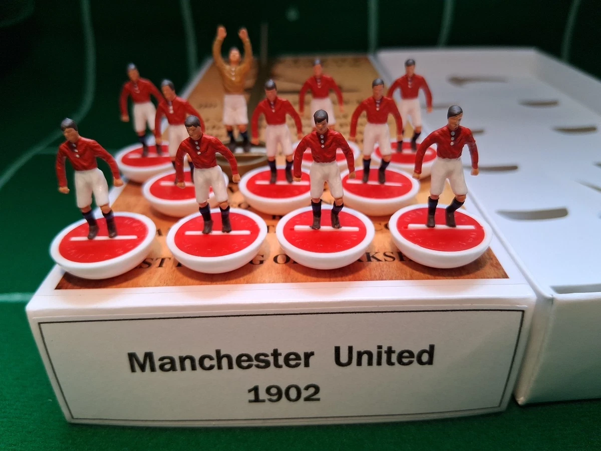Subbuteo England Team Player Set: Porta Il Calcio Inglese Nel Tuo Salotto!