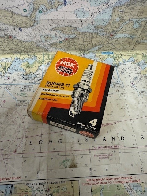 NGK pack of 4 #BUR4EB-11 Nickel Spark Plug 5370.