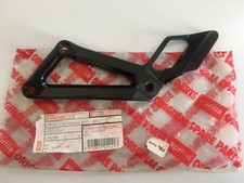 AP8135825 SUPPORTO PEDANA PASSEGGERO SX  NERA APRILIA PEGASO 650 1992-1996 