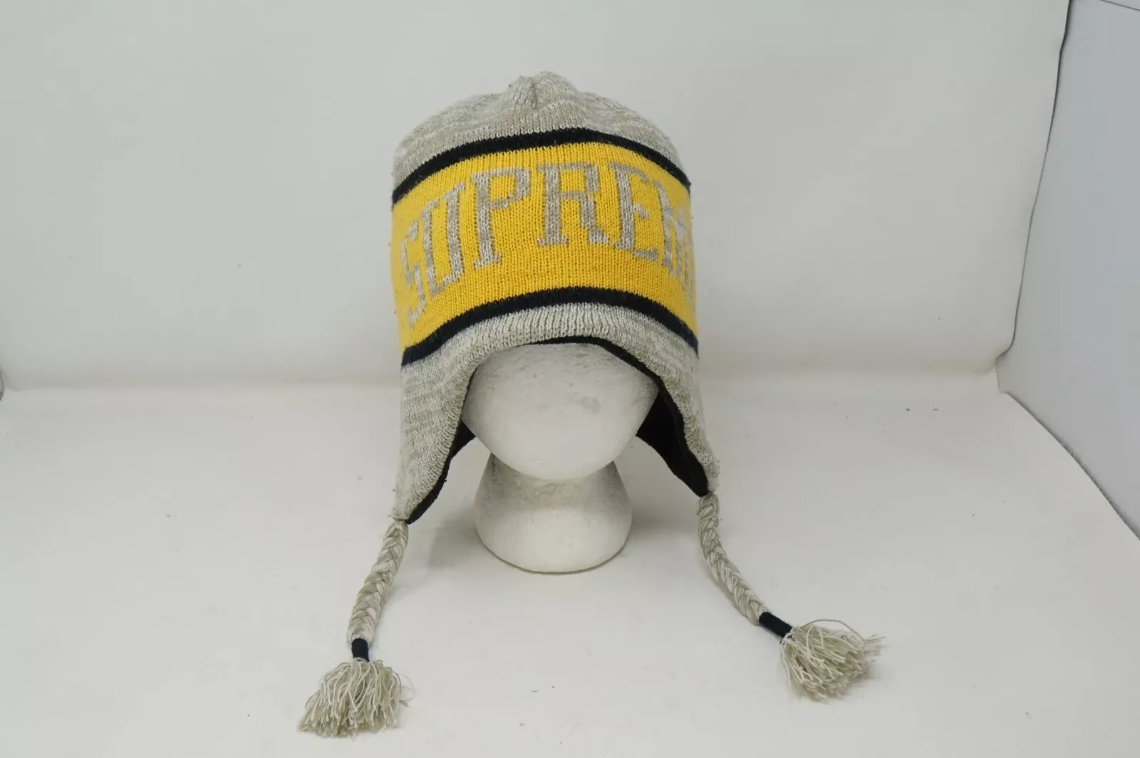 Supreme Heathered Earflap Beanie jaune