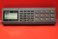 USED BOSS DR-220 DR 220 Dr.Rhythm Drum Machine Sequencer U1175 210304