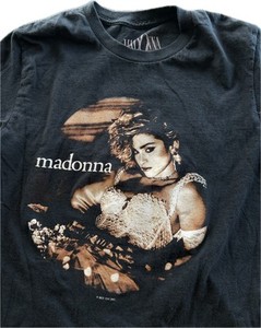 MADONNA マドンナ Celebration スキニーフィット Tシャツ 【公式通販】