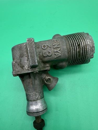 Enya 63 Typhoon 1950 Vintage 2 stroke glow engine for model airplanes used - Picture 6 of 11