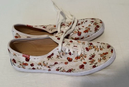 Keds Limited Edition Taylor Swift Eyelet Berry Shoes Sneakers Size 8-1/2 8.5
