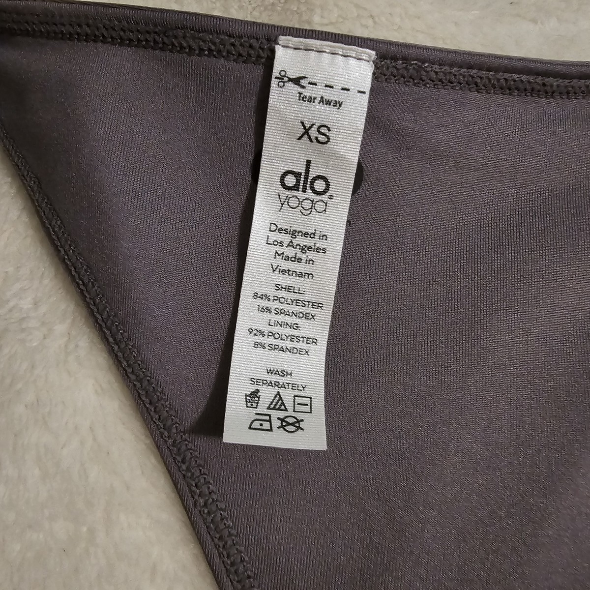 Alo YOGAパープル ボディスーツ Purple Looks | ALO