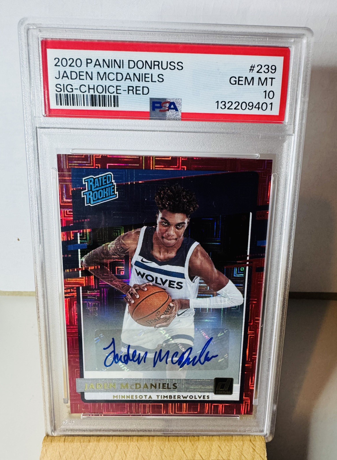 2020-21 Donruss Choice Jaden McDaniels Red Auto /99 Rated Rookie #239 PSA 10