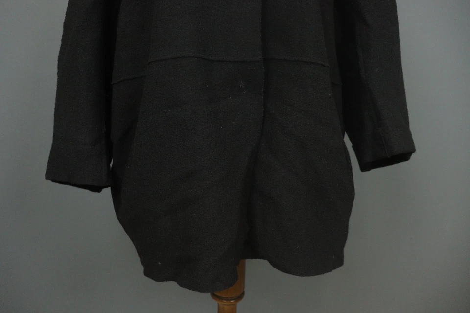 OSKA Black 100% Virgin Wool Classic Long Sleeve Button Front Long Coat Size 1 - Image 3 of 4