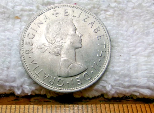 1961 GREAT BRITAIN Half Crown