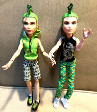 Monster High Deuce Gorgon & Deuce Manster Dolls x2 - Scaris City of Frights