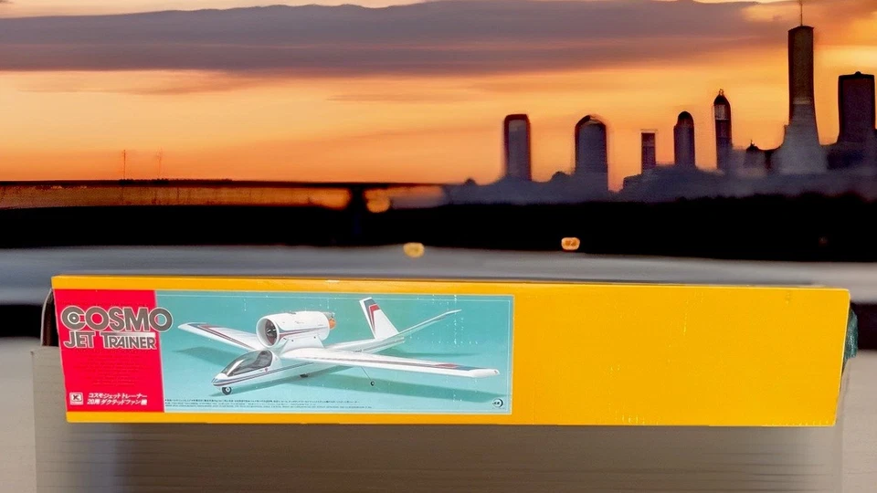 Vintage KYOSHO COSMO JET Trainer Balsa Kit - Nice & Complete Condition! - Image 2 of 4