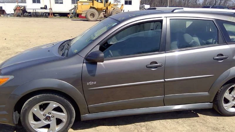 03 04 05 06 07 08 PONTIAC VIBE Condensador 1.8 AUTO Foto 4 de 4