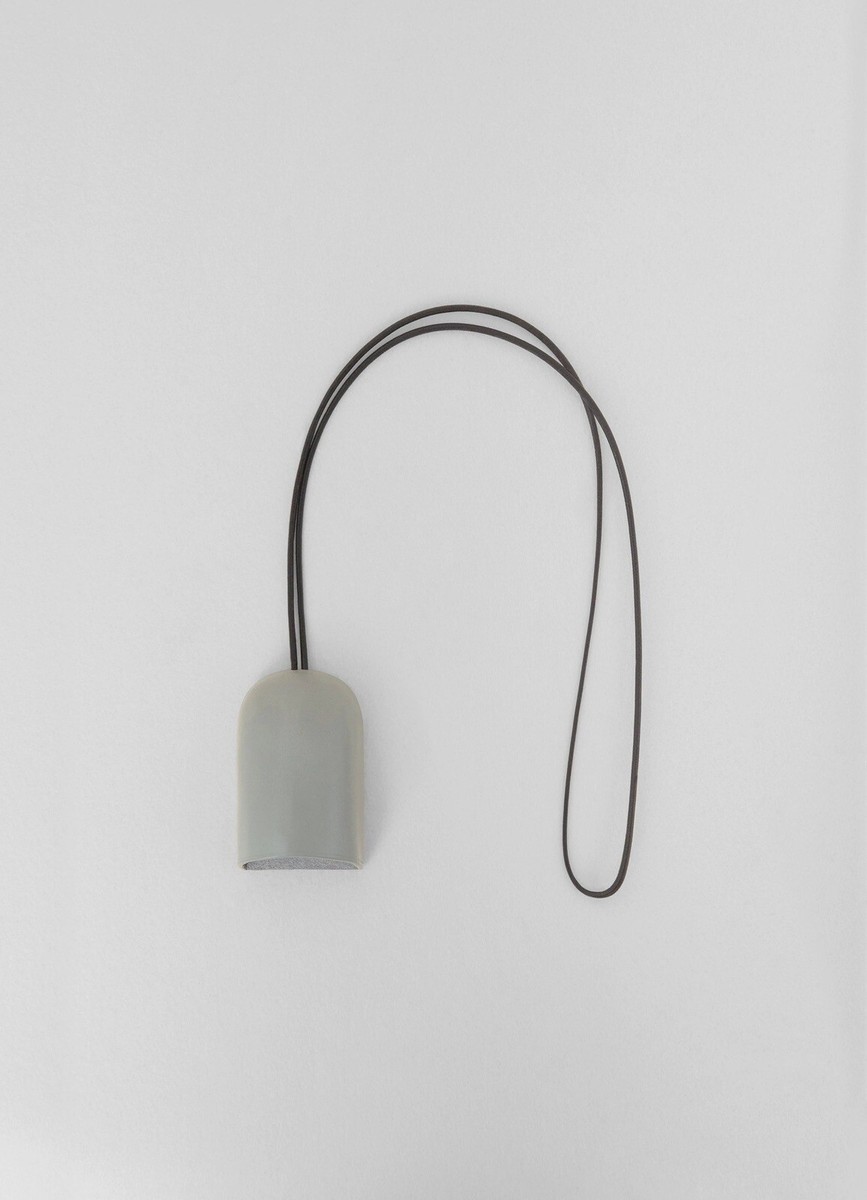 LEMAIRE Molded Key Holder クロシェット LEMAIRE Fall 2020 Grey Molded Leather Bell Key Holder