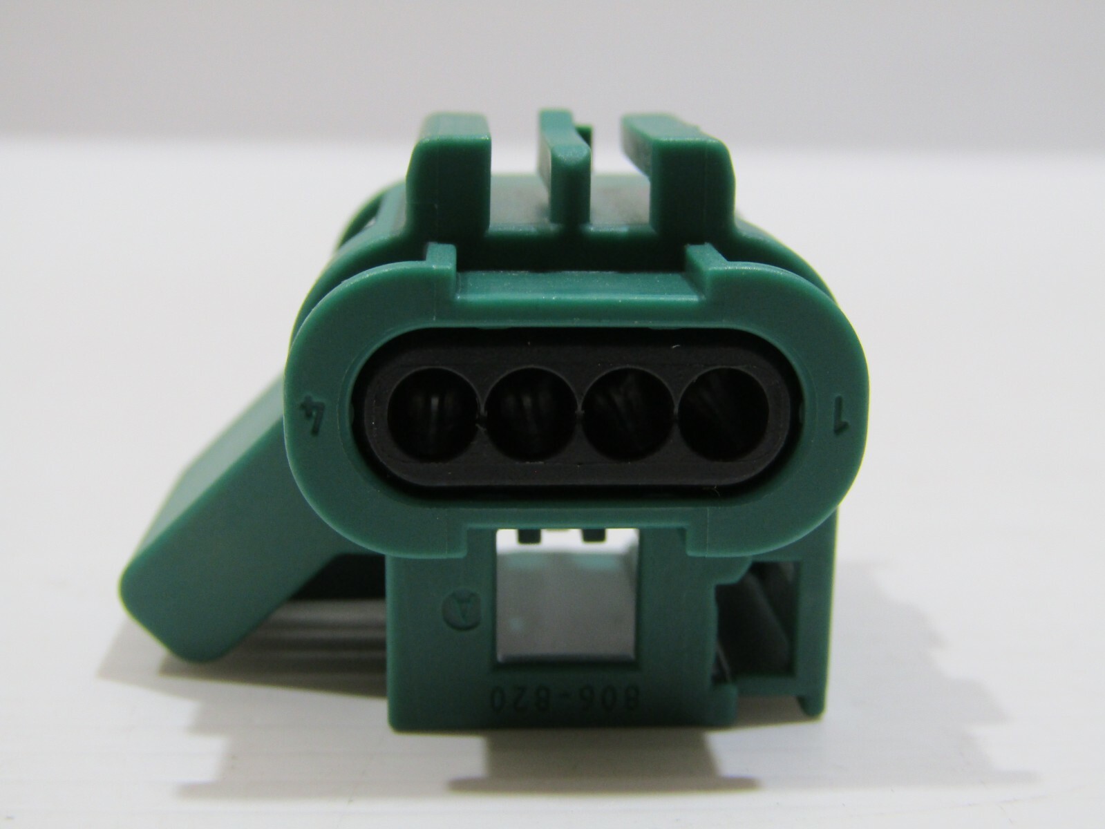 MERCEDES-BENZ SOCKET HOUSING P/N: A0335459326 REF A23U-12 | eBay