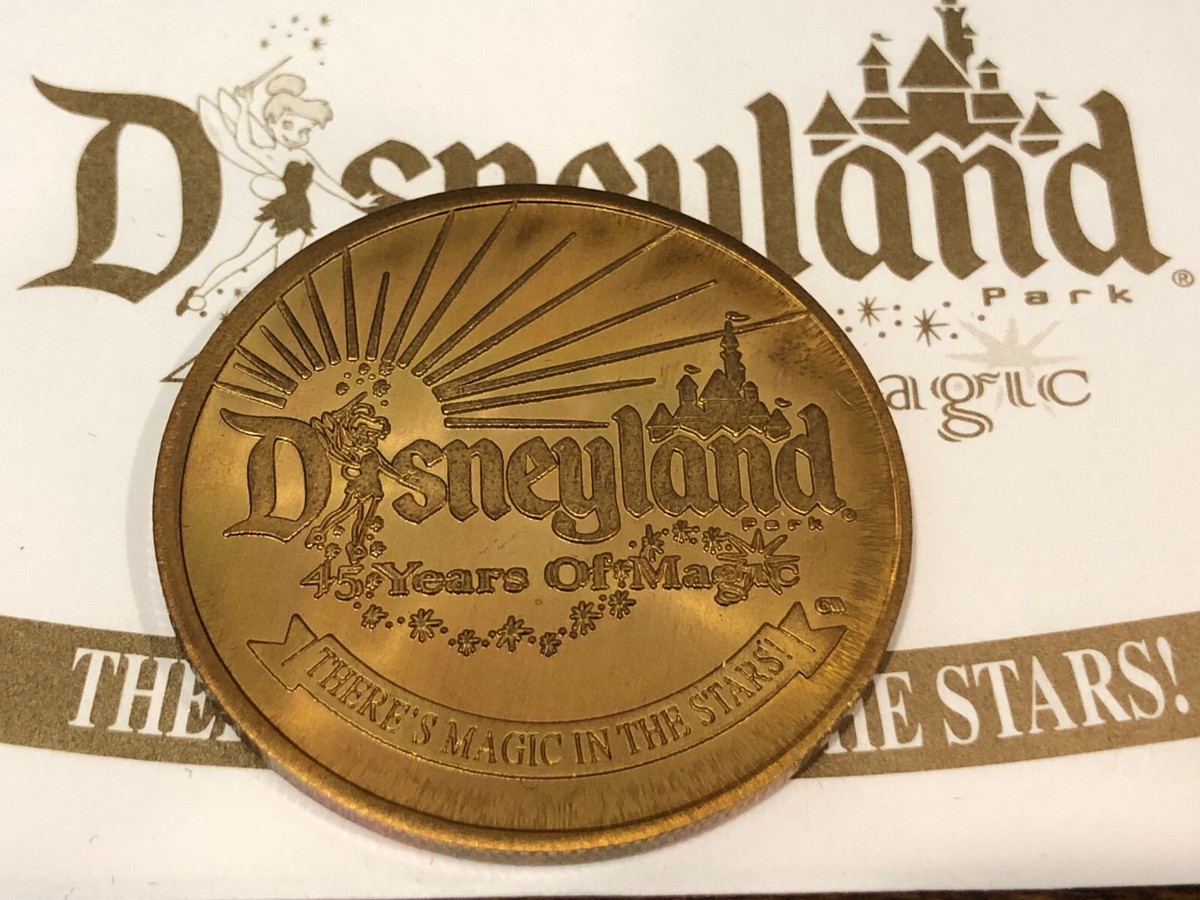 Disneyland 銀製記念コイン 1955-1990 s-l400.jpg