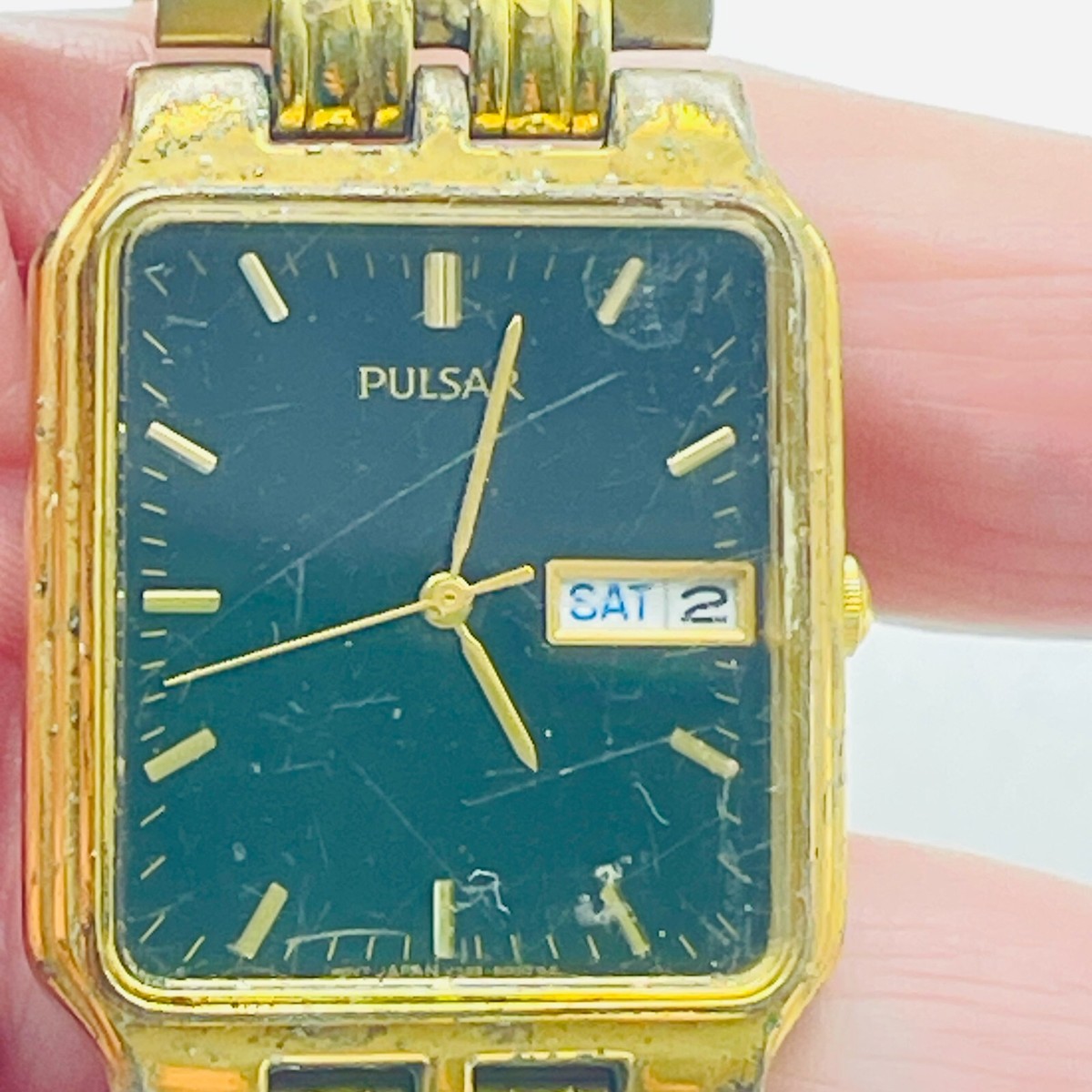 Vintage Pulsar Classic Quartz Men's Gold Tone Rectangular