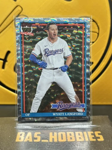 2026 Topps Series 2 Wyatt Langford Crackle Foil (RAW)
