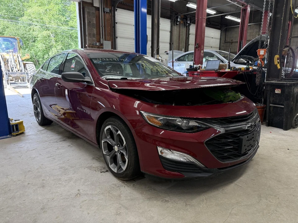 Volante usado se adapta a: Chevrolet Malibu 2019 grado A Foto 2 de 4