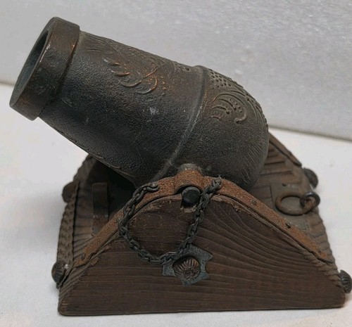 VINTAGE WOOD/CAST IRON DISPLAY (Miniature) CANNON MARTERO PLAZA SIGLO XVI