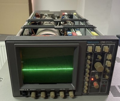 TEKTRONIX 1741 Waveform Vector Monitor - vom Händler