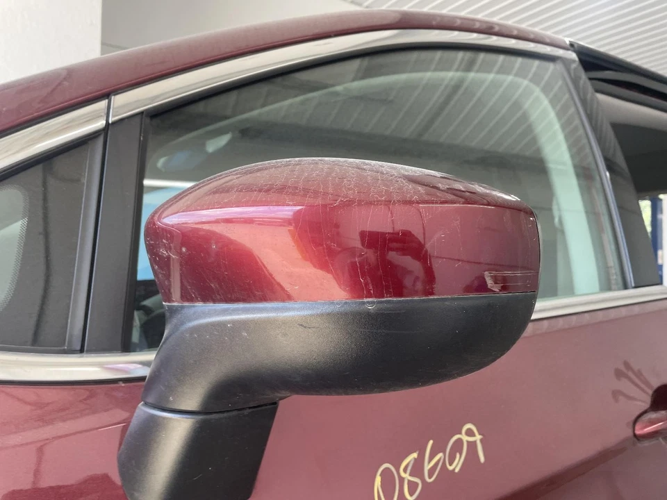 Espejo retrovisor de puerta izquierdo usado se adapta a: Chrysler Voyager 2020 con alerta de punto ciego grado izquierdo Foto 2 de 4