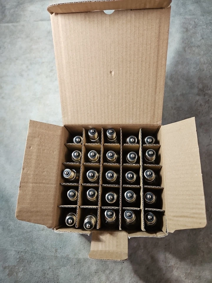 25 Pack E12 Led Bulb C7 Waterproof Clear Mini Led Night Light Bulb E12 Candelabr - Image 2 of 3