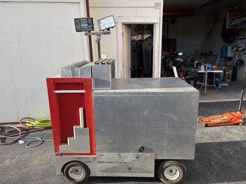 racetrack Tool Caddy/War Wagon/Pit Box/Rolling Toolbox/Crash Cart