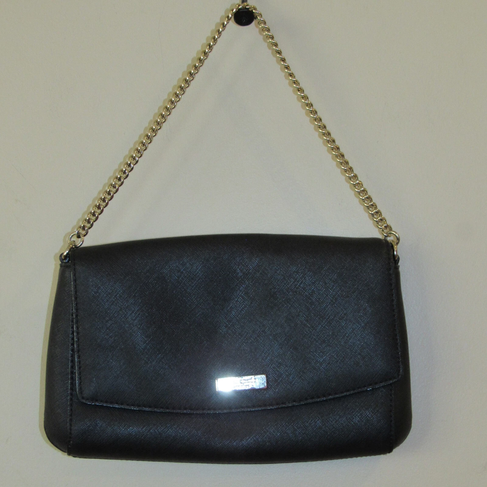 Borsa a mano Kate Spade New York in pelle rivestita nera pochette catena oro