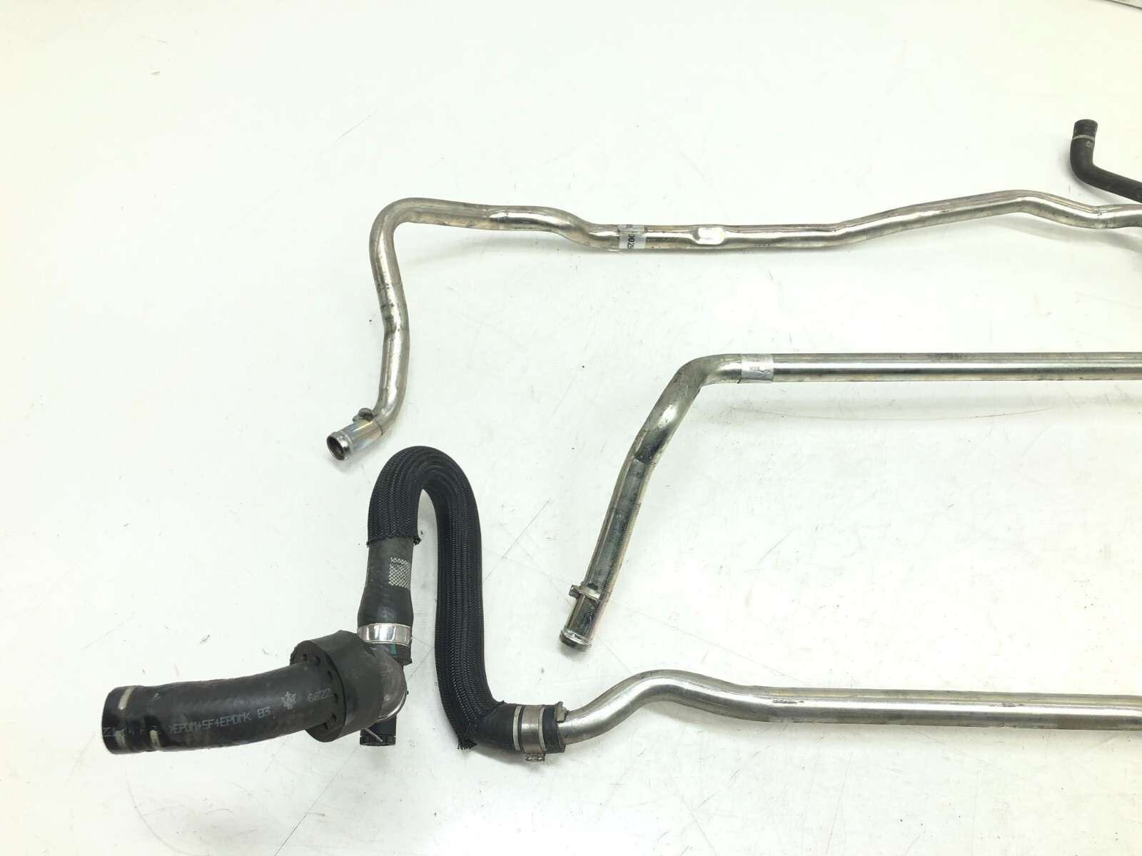 2014-2020 MASERATI GHIBLI S Q4 3.0L COOLING TUBE LINE 3PC OEM.